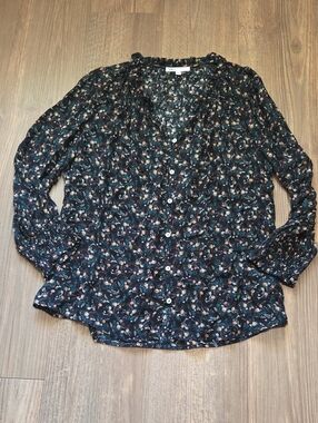 DR2 Black Floral Button-Down Blouse